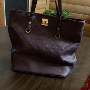 Louis Vuitton leather tote